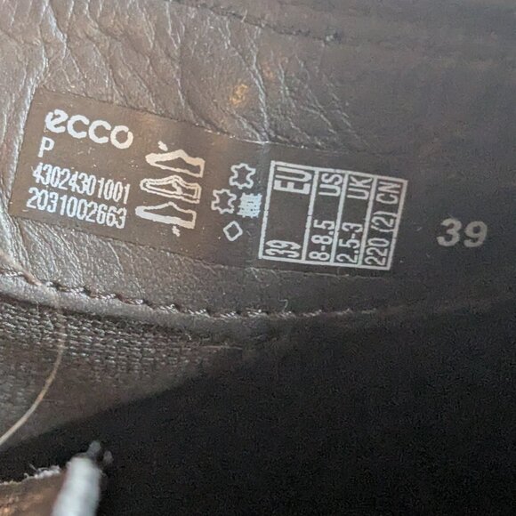 Ecco Soft 7 Black Smooth Leather Bootie Size 39 - Picture 13 of 15